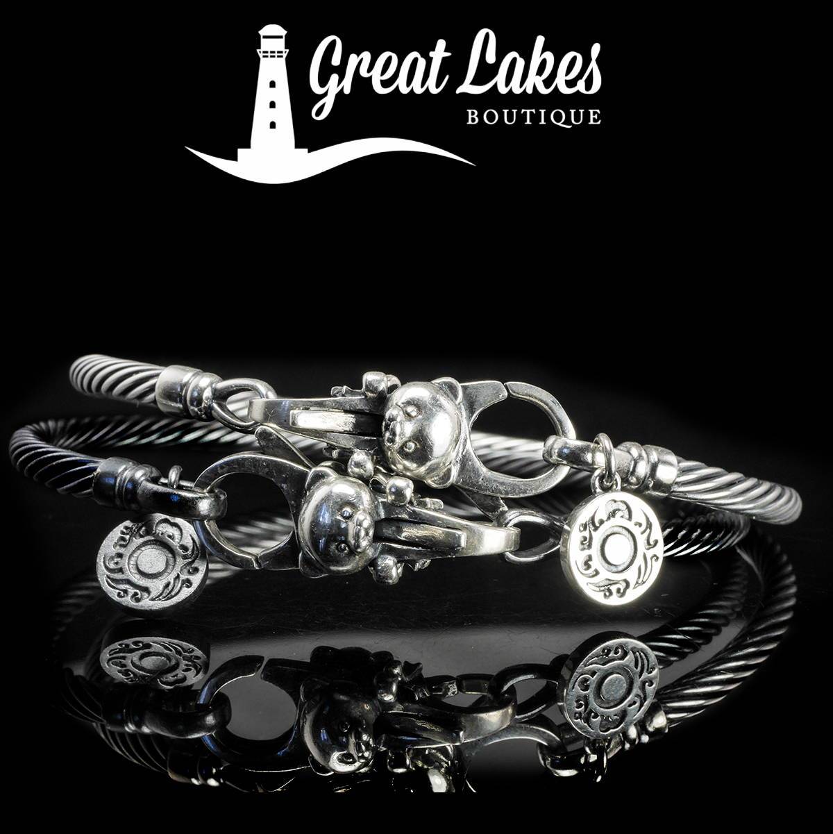 The Palace of Amber Twisted Alternate Bangles Debut