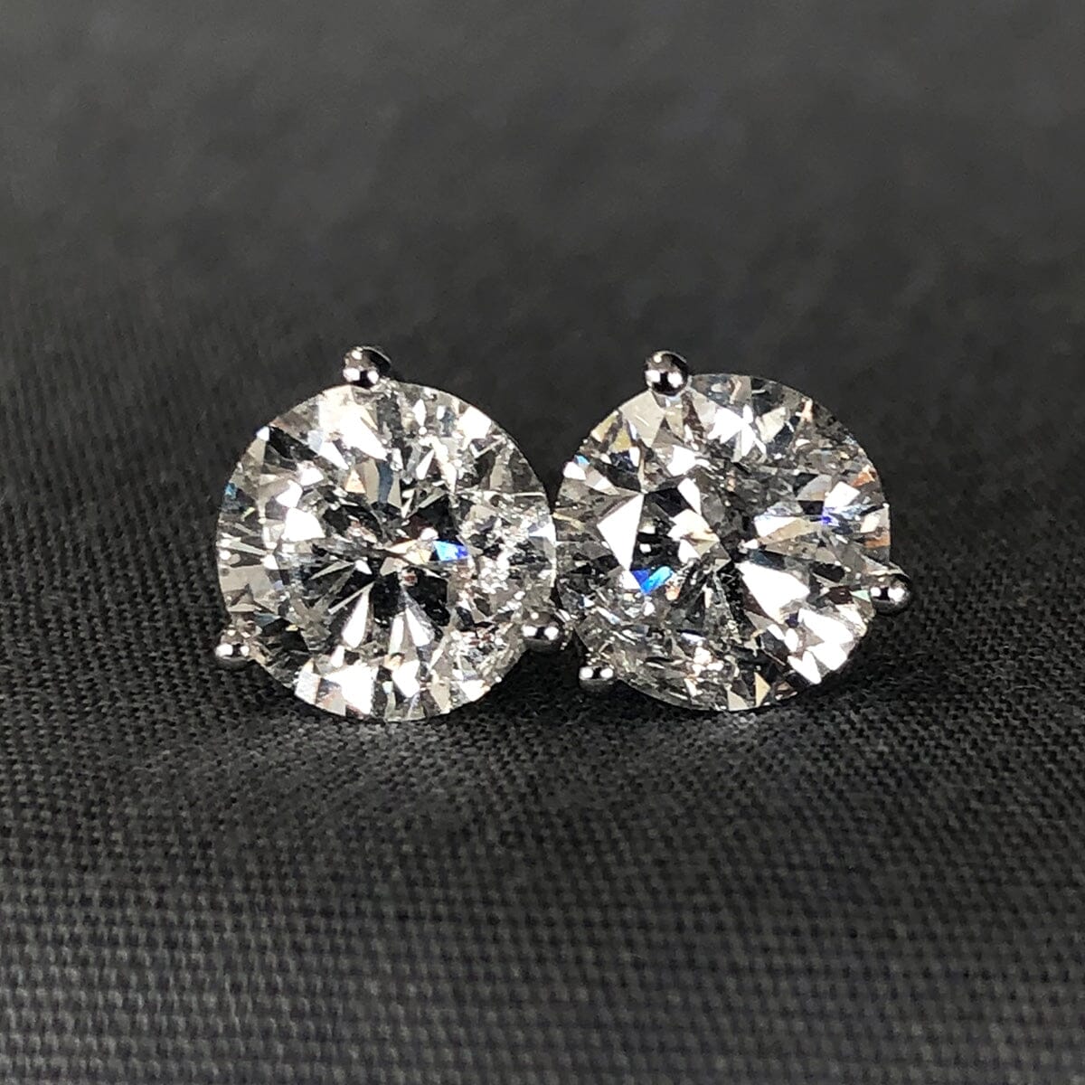 Great Lakes Boutique White Gold Diamond Stud Earrings (3.13 Carat)