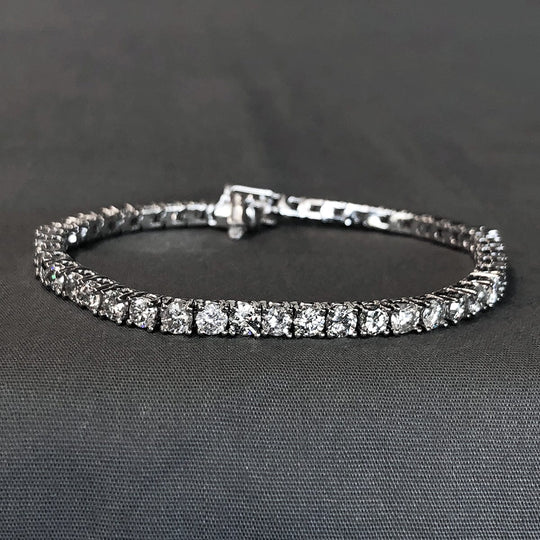 14 k White Gold Diamond Tennis Bracelet (7.36 Carat)