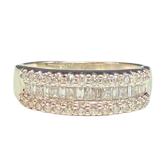 14k White Gold Diamond Ring