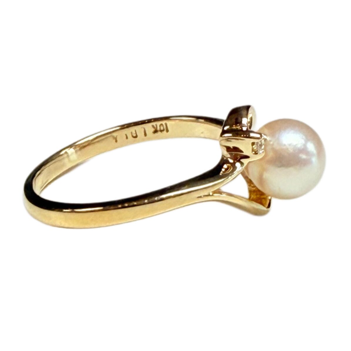 Great Lakes Coin 10k Gold Pearl & Diamond Ring