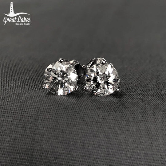 14 k White Gold Diamond Stud Earrings (2.2 Carat)