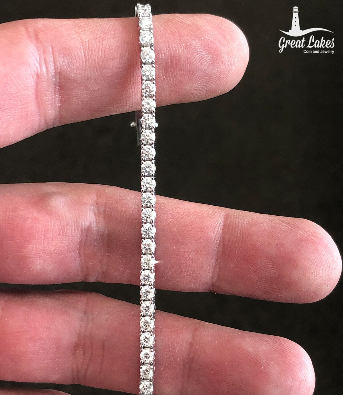 Great Lakes Boutique 14 k White Gold Diamond Tennis Bracelet
