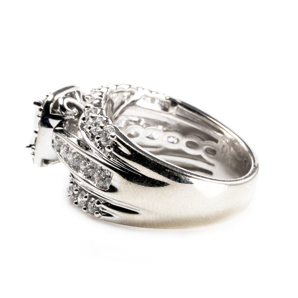 Great Lakes Boutique 14 k White Gold Princessa Diamond Ring
