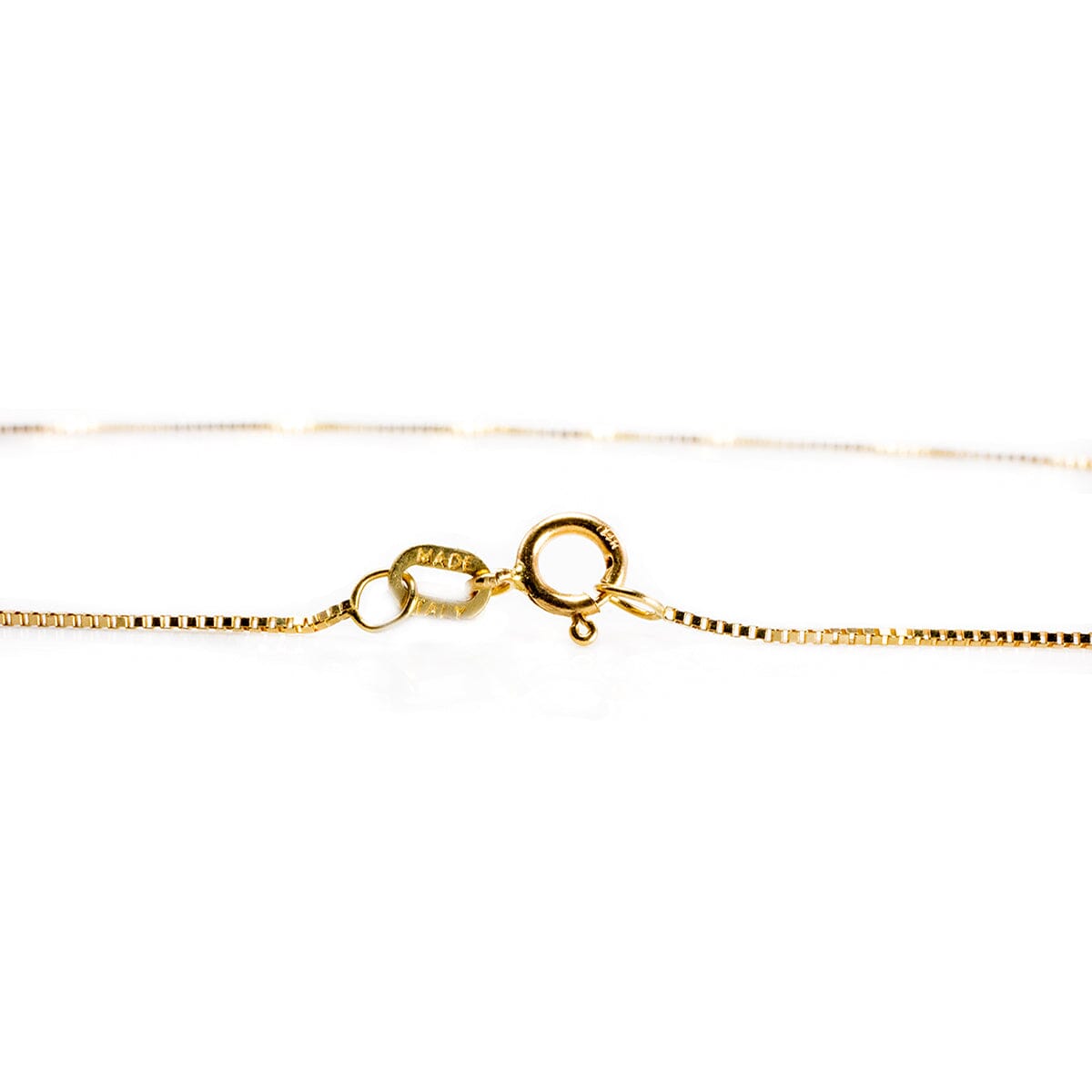 Great Lakes Boutique 14 k Yellow Gold Diamond Solitaire Pendant &amp; Necklace
