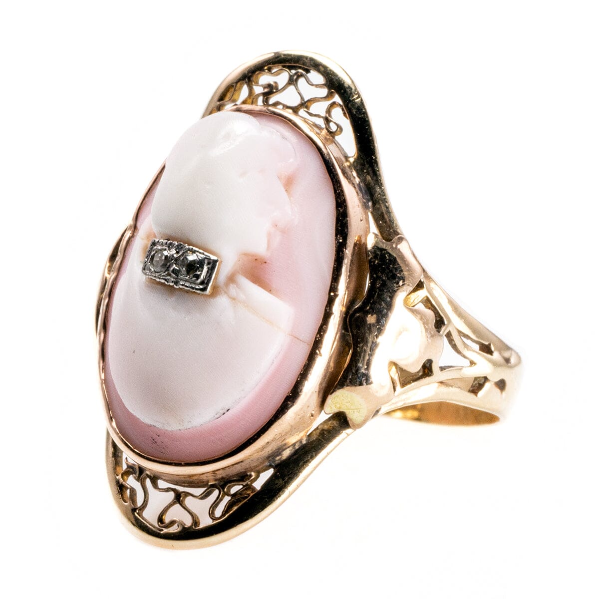 Great Lakes Boutique Vintage 10 k Yellow Gold Cameo Ring