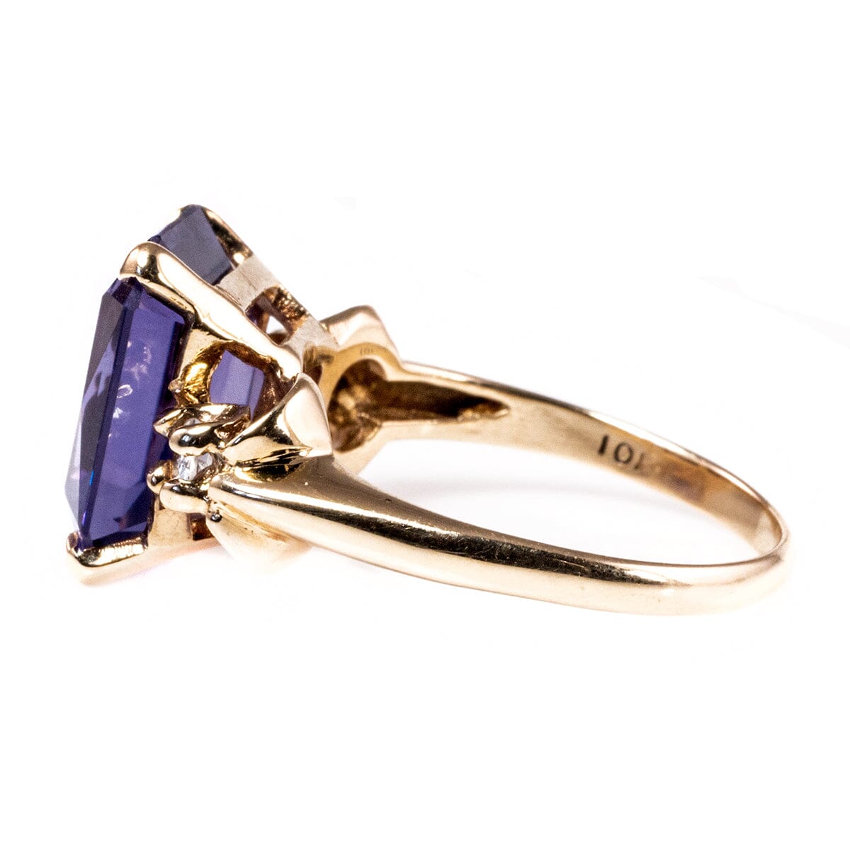 Great Lakes Boutique 10 k Gold Alexandrite Ring