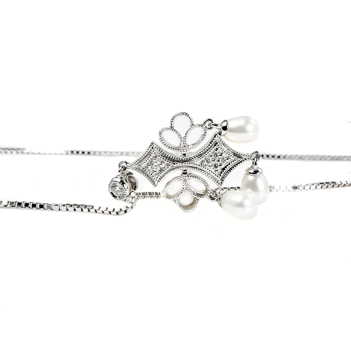 Great Lakes Boutique 14 k White Gold Chandelier Necklace