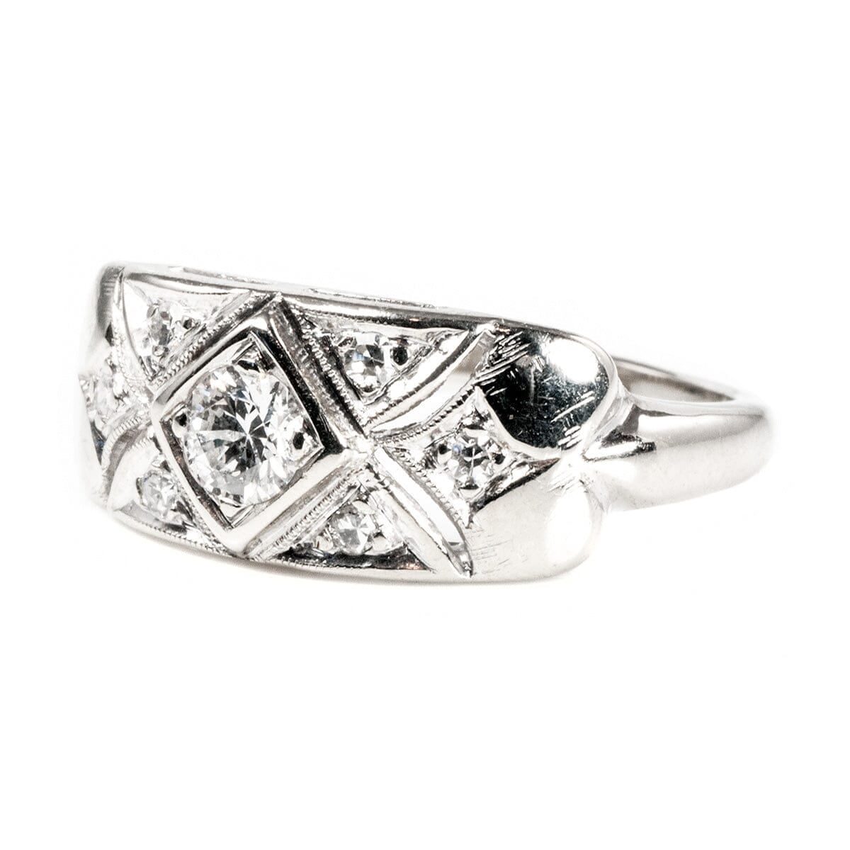 Great Lakes Boutique Vintage 14 k White Gold Diamond Ring