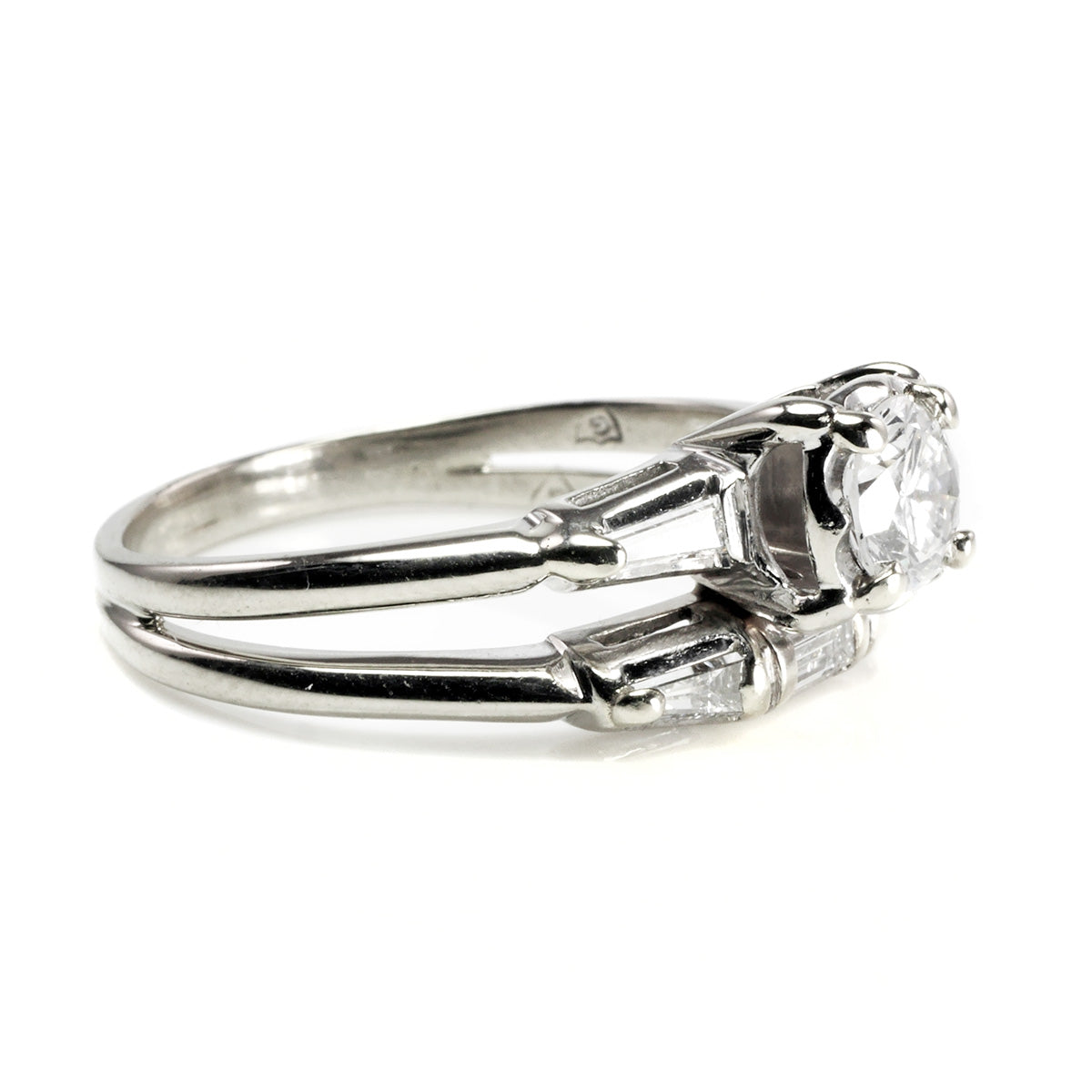 Great Lakes Boutique Vintage 14 k Diamond Wedding Set