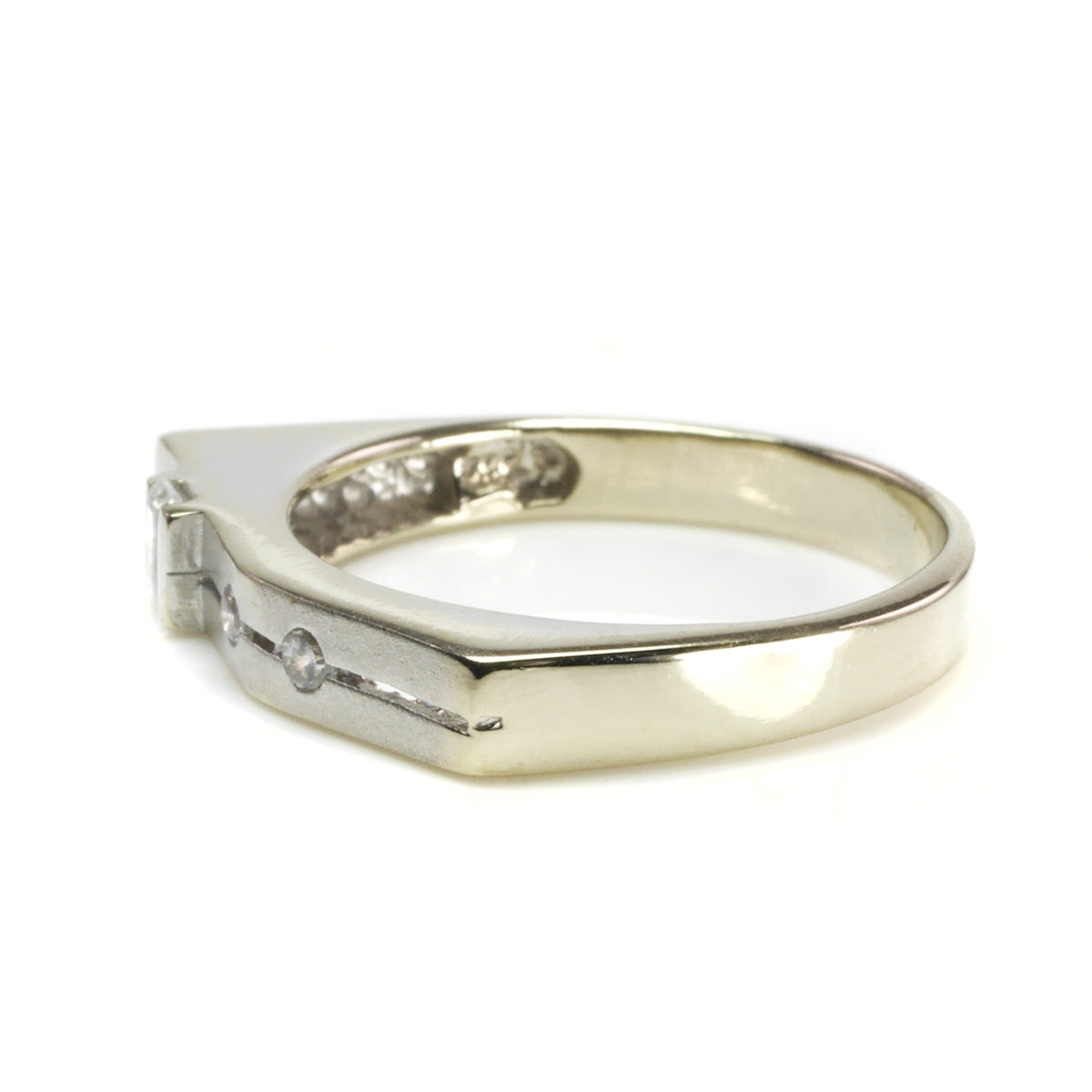 Great Lakes Boutique 14 k White Gold &amp; Diamond Ring