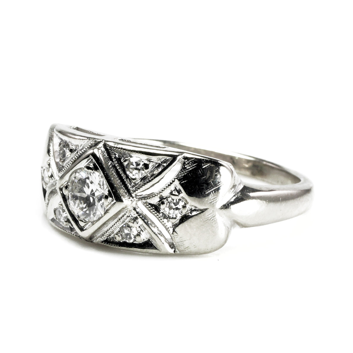 Great Lakes Boutique Vintage 14 k White Gold Diamond Fashion Ring