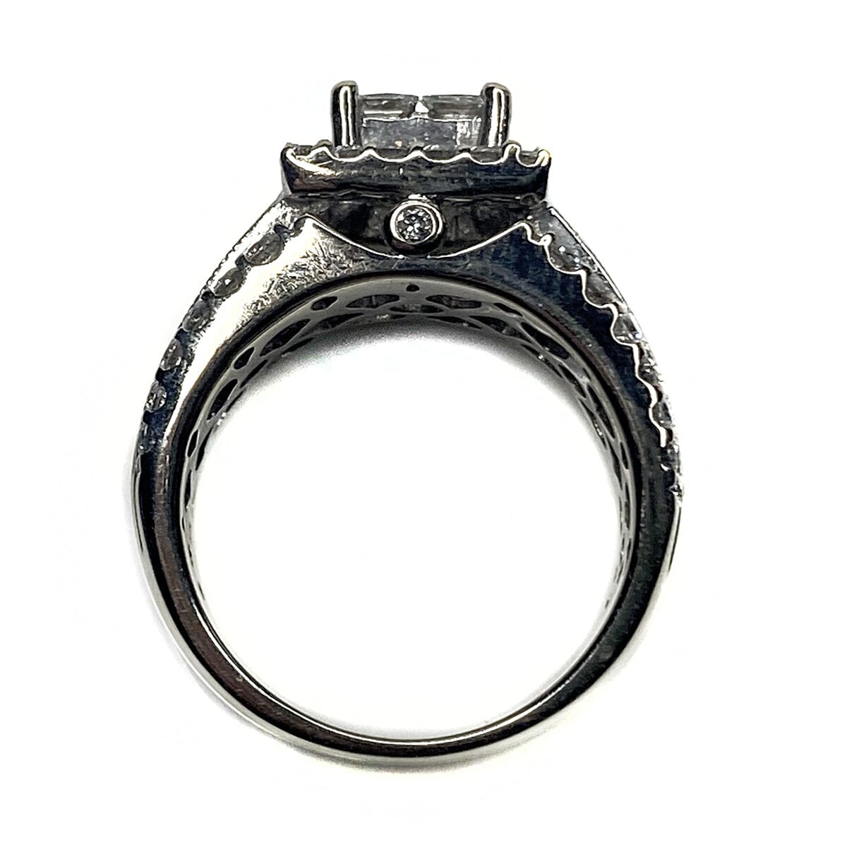 Great Lakes Boutique 14k White Gold Princessa Halo Diamond Ring