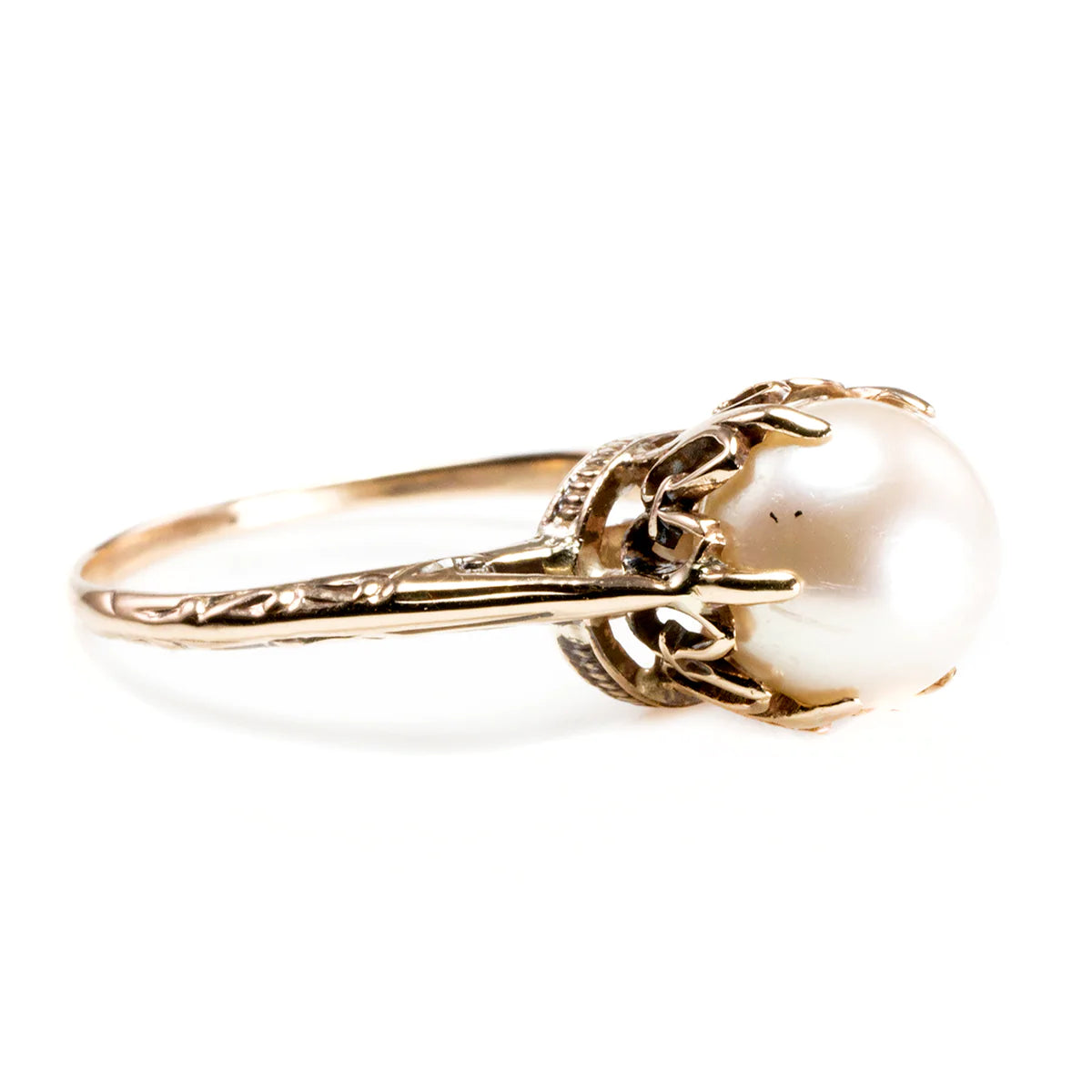 Great Lakes Boutique 10 k Yellow Gold Pearl Ring
