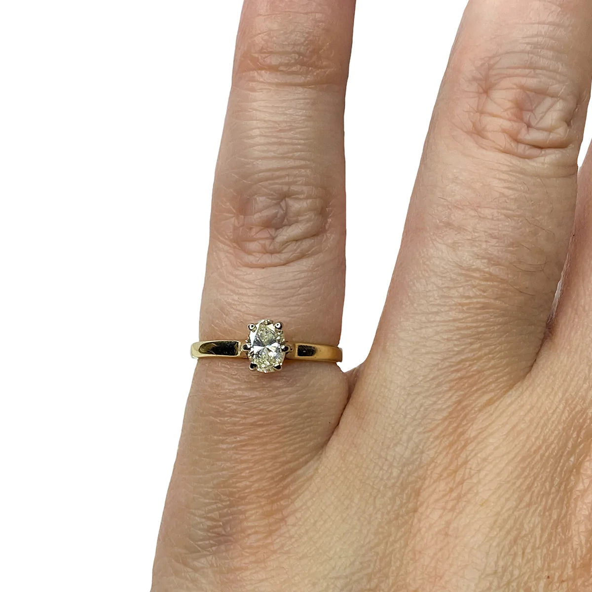 Great Lakes Boutique 14 k Yellow Gold Solitaire Diamond Ring