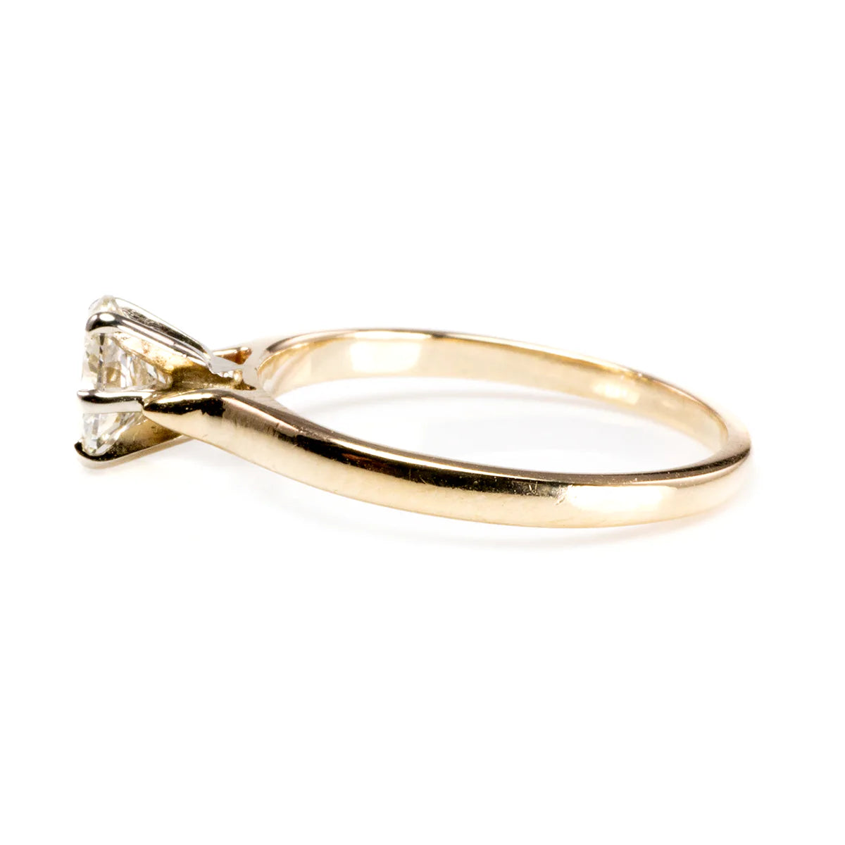 Great Lakes Boutique 14 k Yellow Gold Solitaire Diamond Ring
