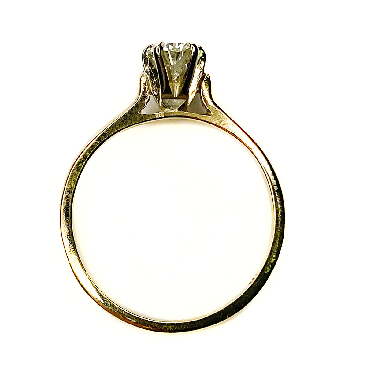 Great Lakes Boutique 14 k Yellow Gold Solitaire Diamond Ring