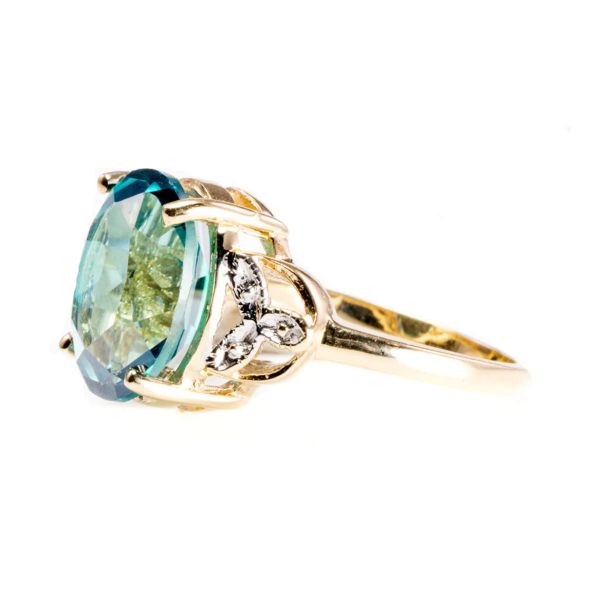 Great Lakes Boutique 10 k Yellow Gold Green Topaz Ring