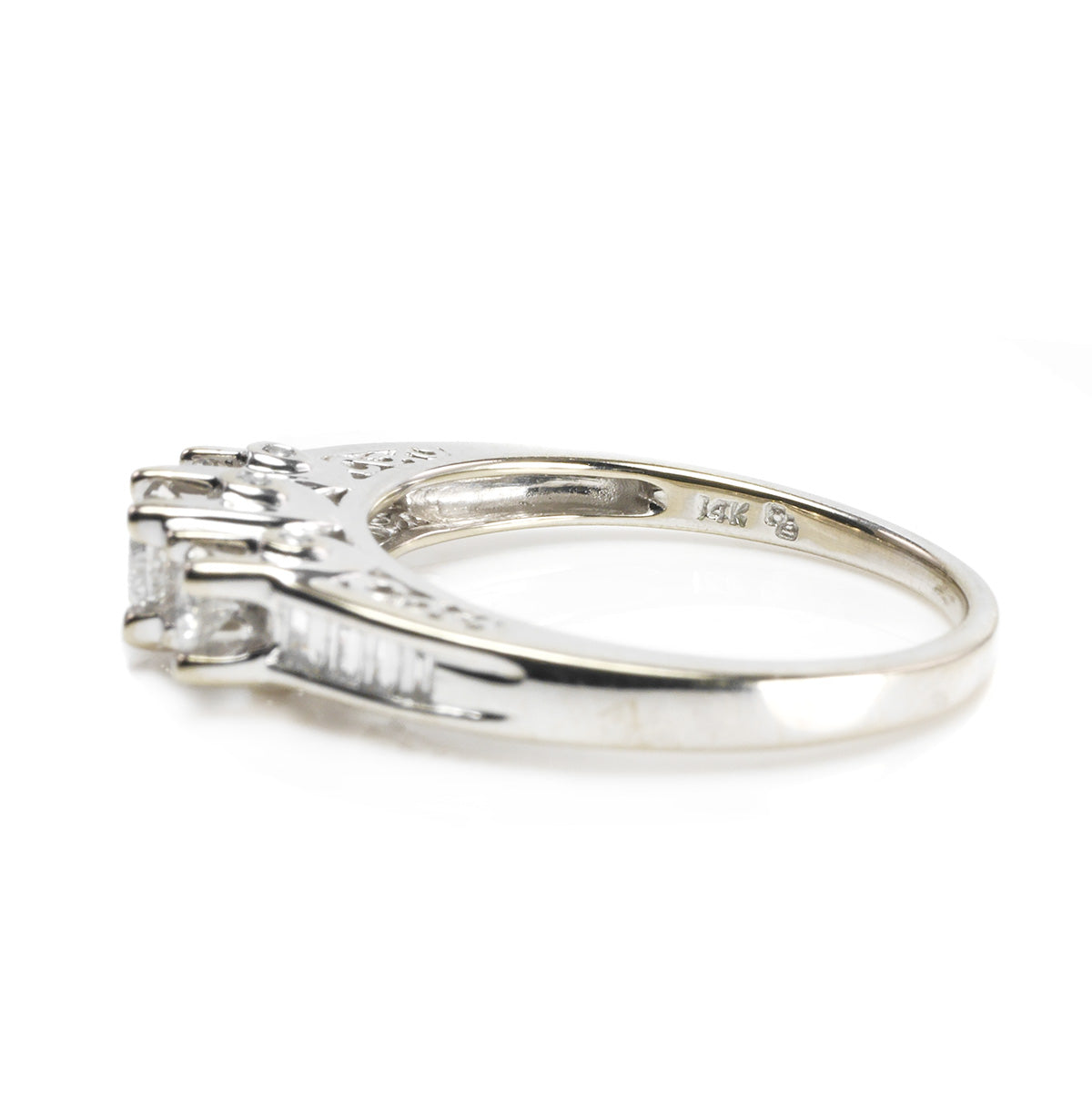 Great Lakes Boutique 14 k White Gold Past Present &amp; Future Diamond Ring