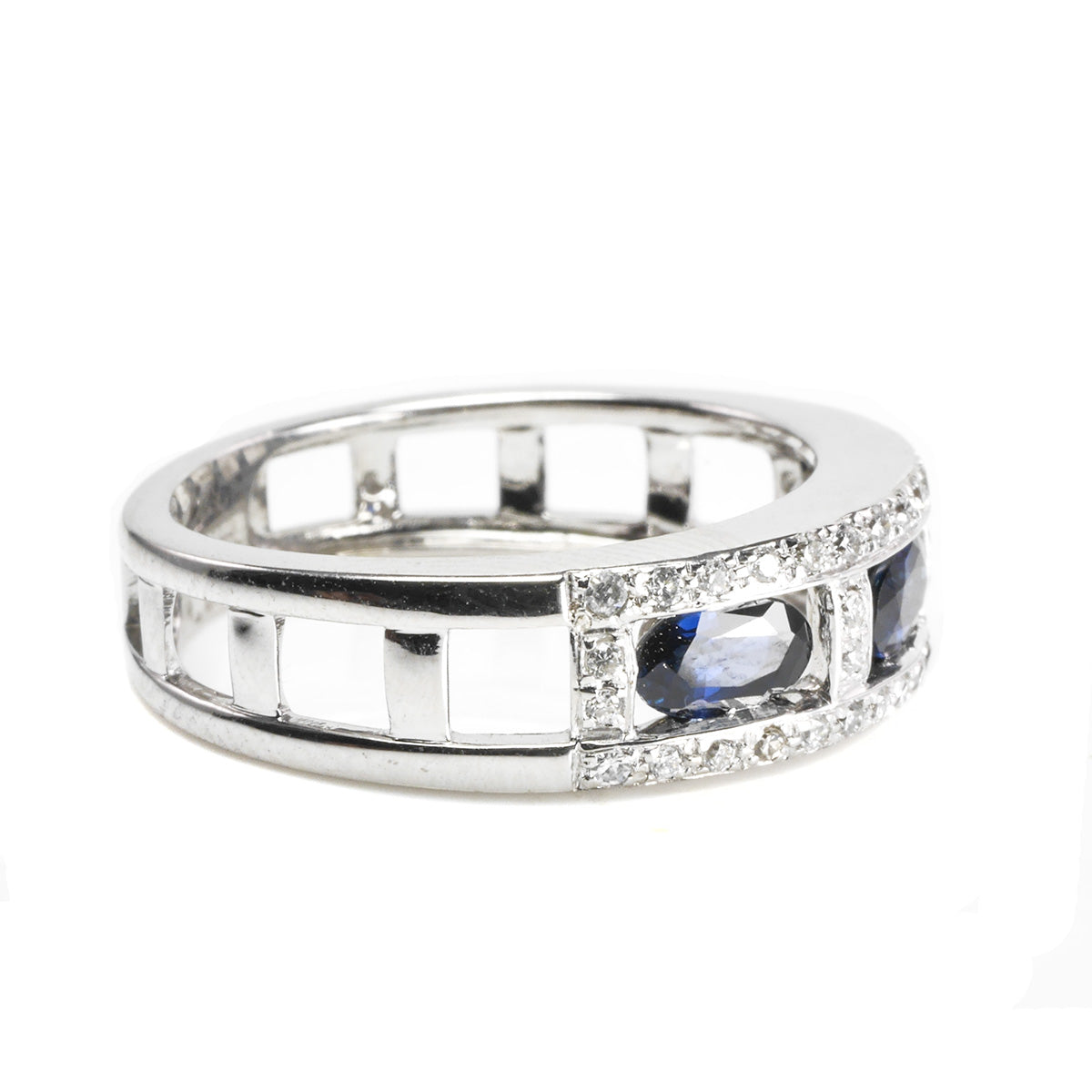 Great Lakes Boutique 14 k White Gold Sapphire and Diamond Ring