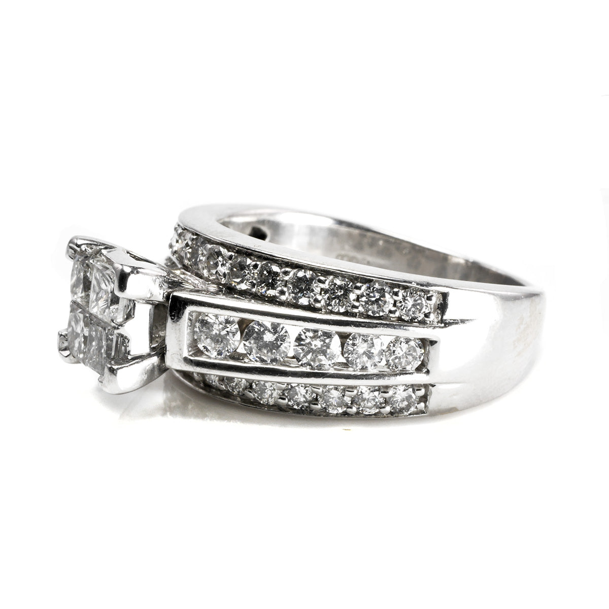 Great Lakes Boutique 14 k White Gold Princess Diamond Ring
