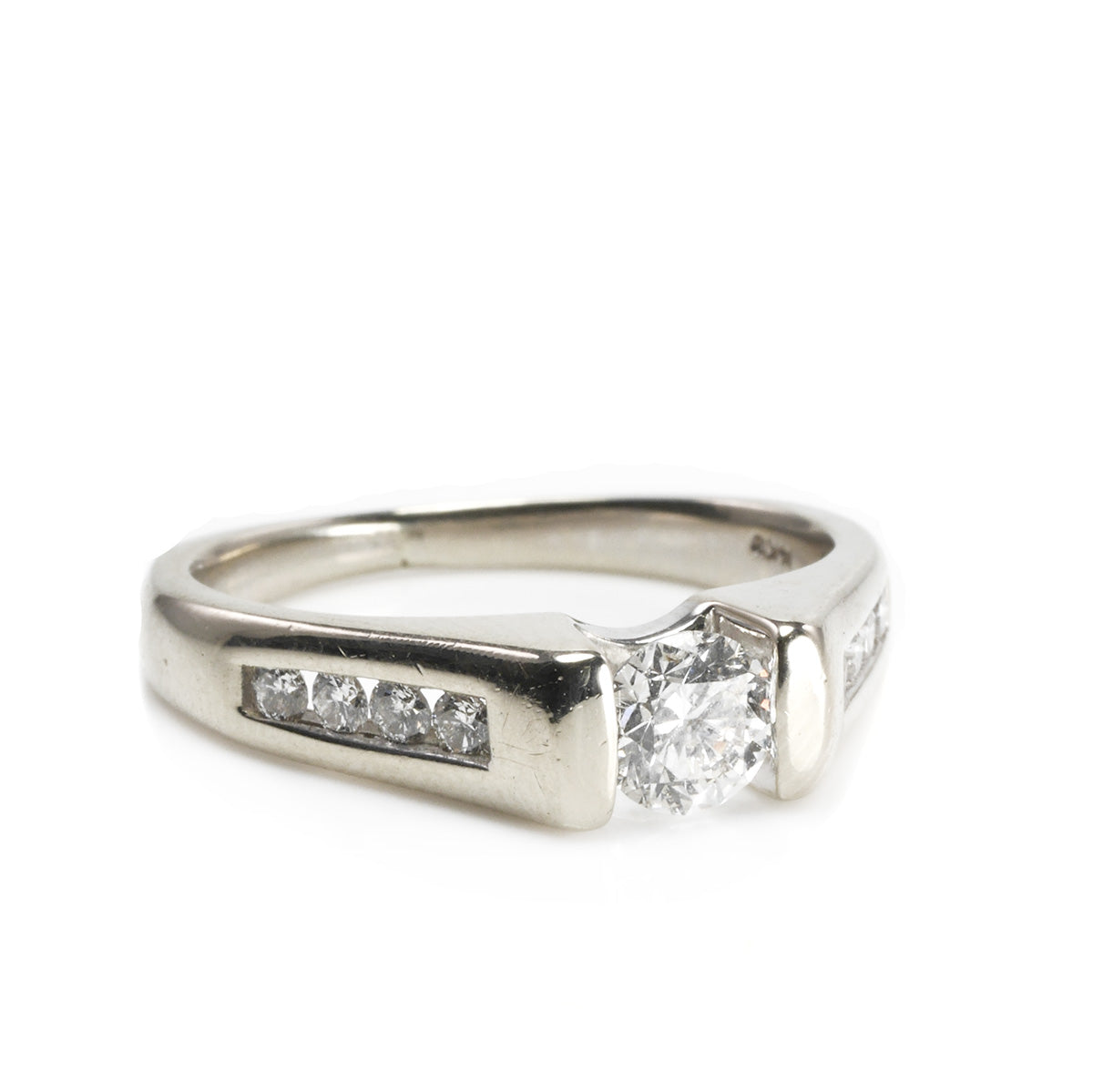 Great Lakes Boutique 14 k White Gold Diamond Ring