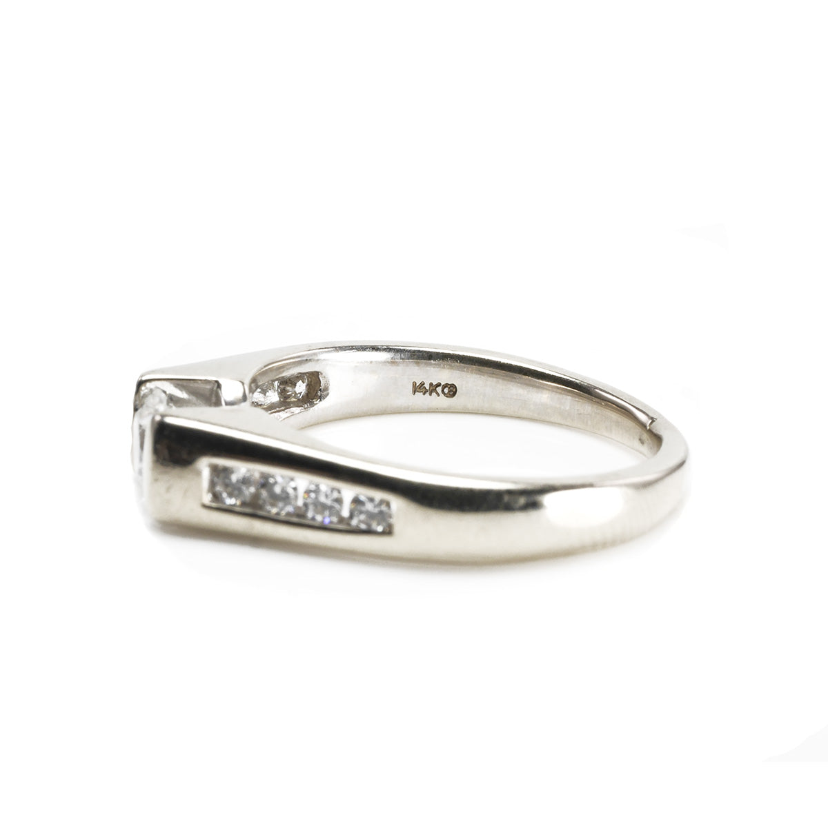 Great Lakes Boutique 14 k White Gold Diamond Ring