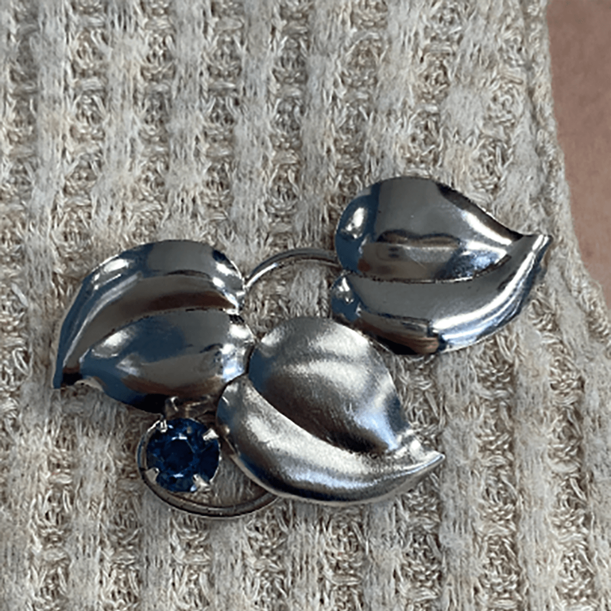 Great Lakes Boutique Silver Leaf Brooch