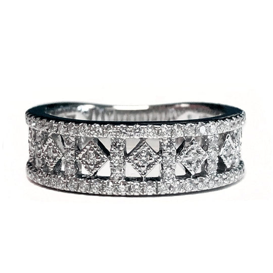 14 k White Gold Diamond Ring