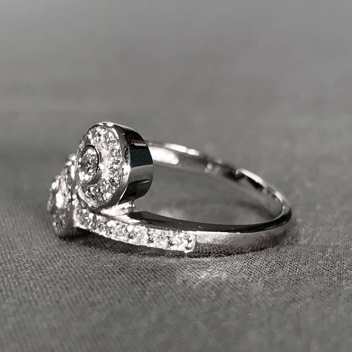 Great Lakes Boutique 18 k White Gold Diamond Ring