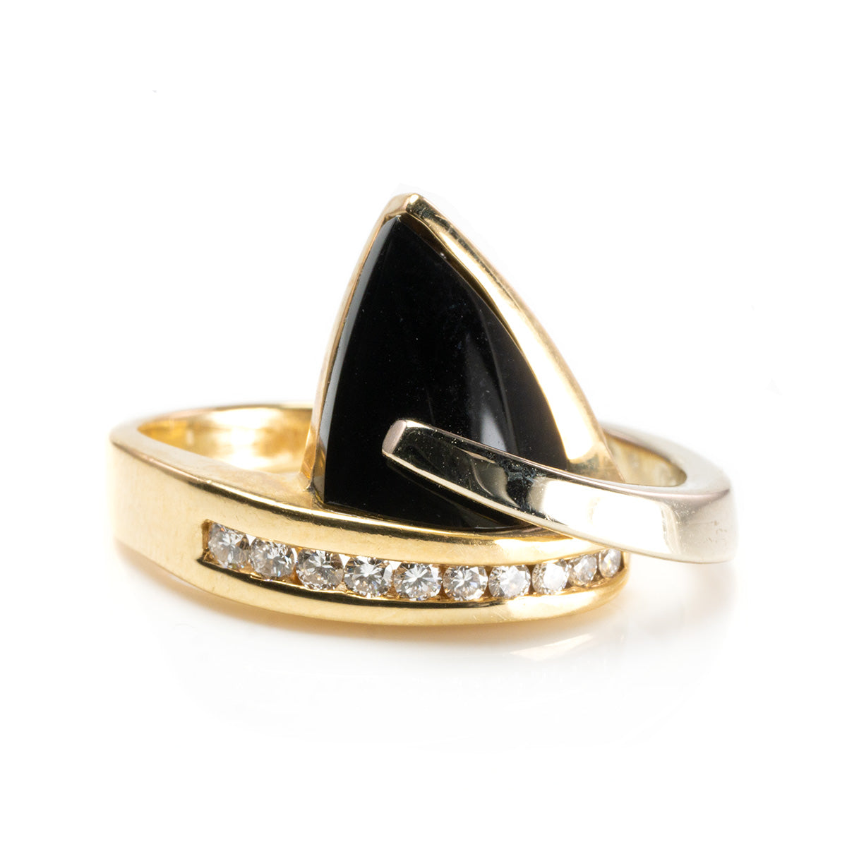 Great Lakes Boutique 14 k Yellow Gold Black Onyx &amp; Diamond Fashion Ring
