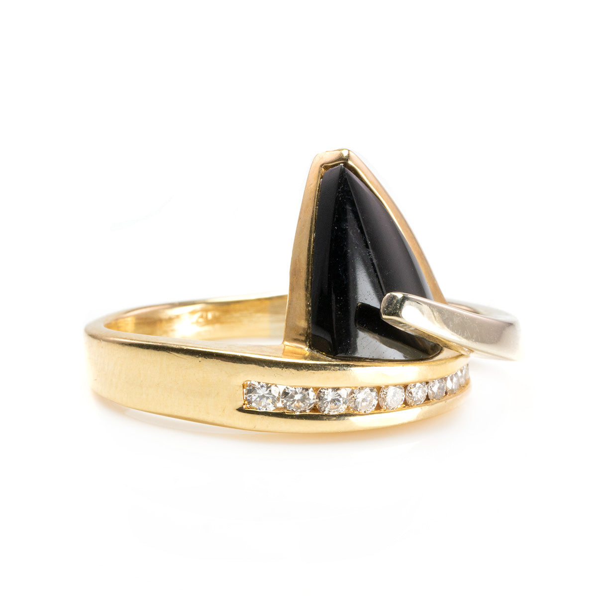 Great Lakes Boutique 14 k Yellow Gold Black Onyx &amp; Diamond Fashion Ring