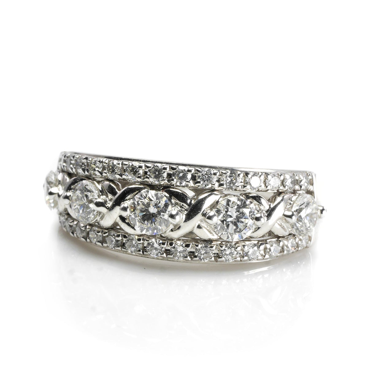 Great Lakes Boutique 14 k White Gold Diamond Ring