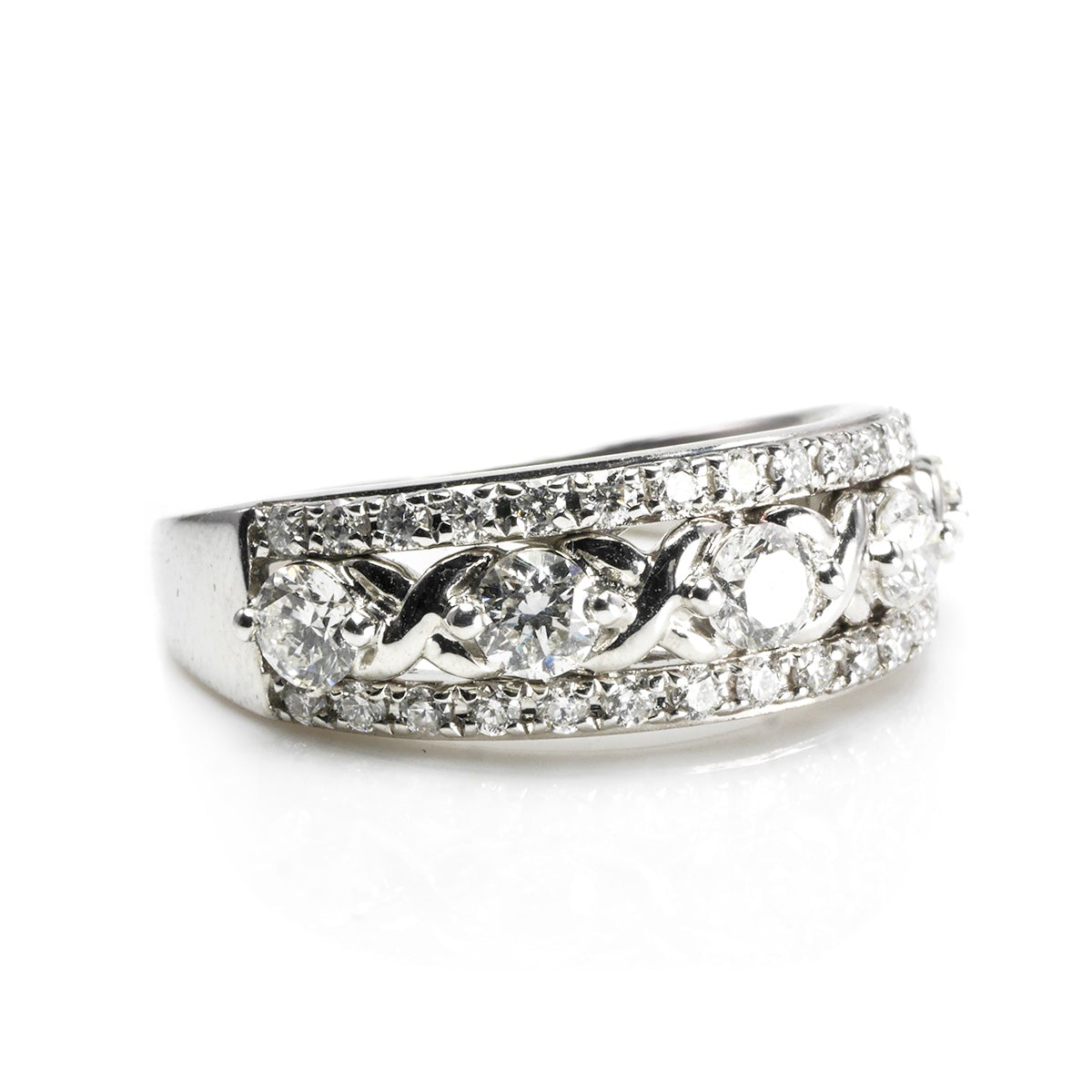 Great Lakes Boutique 14 k White Gold Diamond Ring