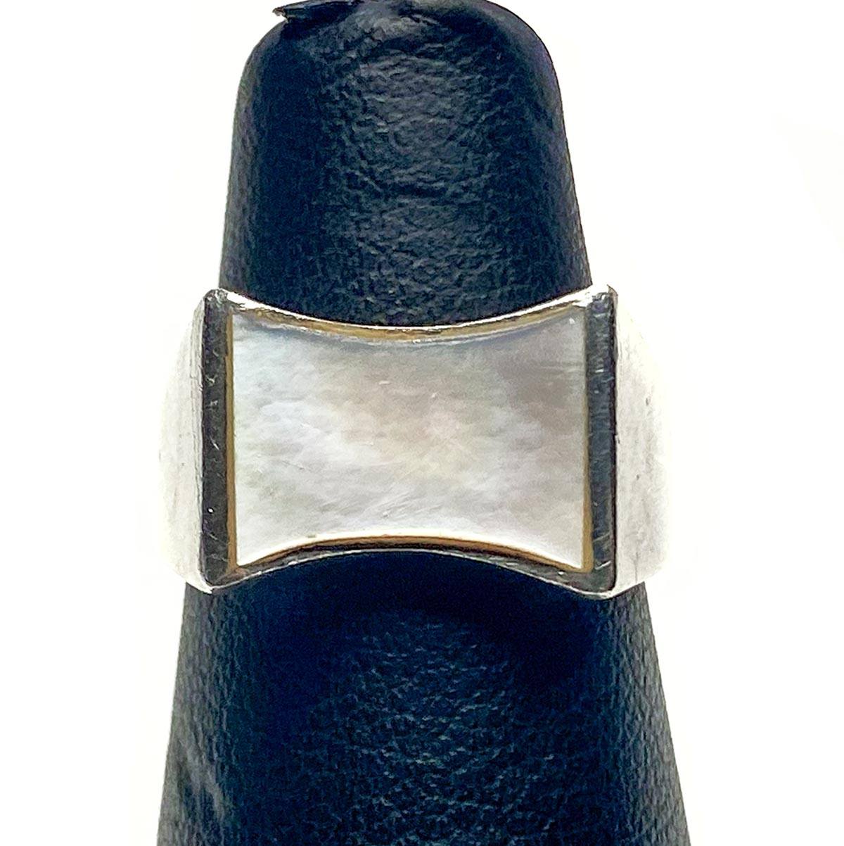 Great Lakes Boutique Vintage Style Pearl Ring